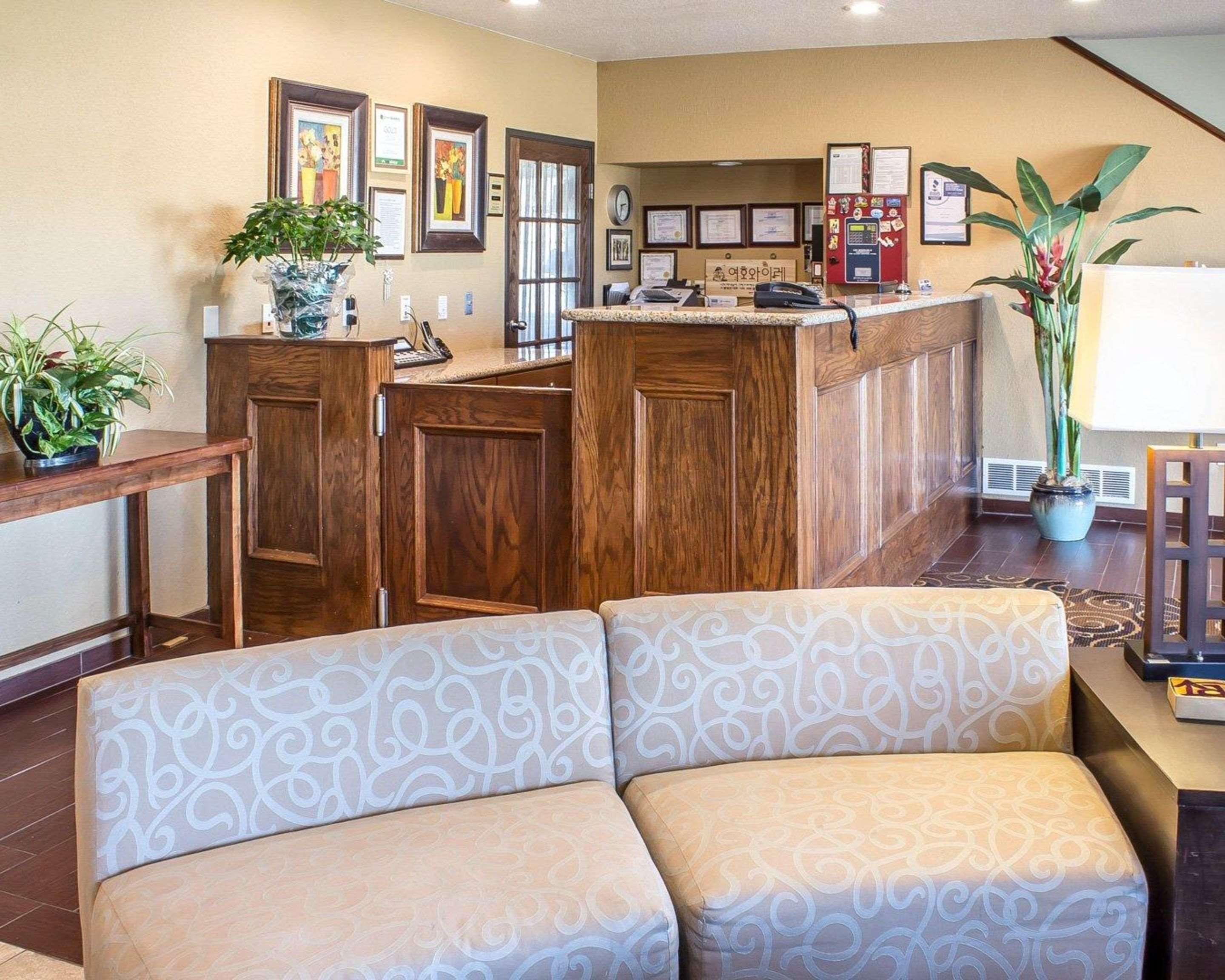 Rodeway Inn & Suites Near Okoboji Lake Milford Dış mekan fotoğraf