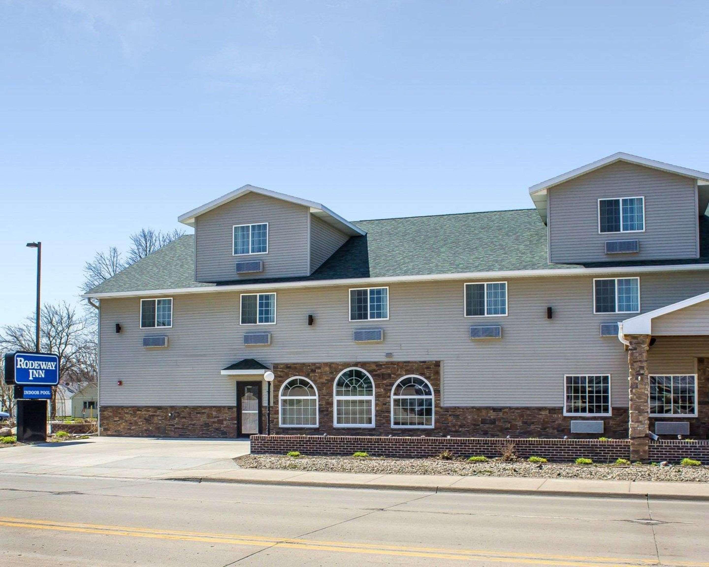 Rodeway Inn & Suites Near Okoboji Lake Milford Dış mekan fotoğraf
